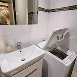 Ferienhaus Mitoyenne Climatisee T3 Avec Piscine Et Parking Pour 6 - Fr-1-607-217