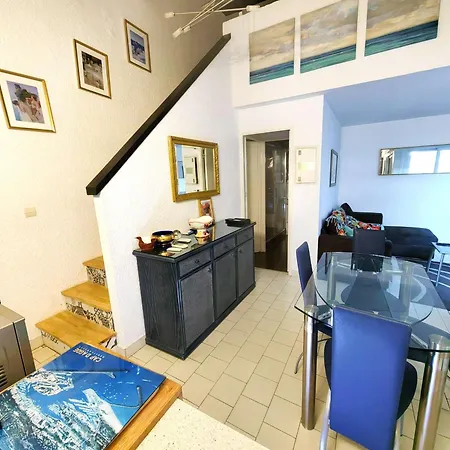 T3 Mitoyenne Climatisee Avec Piscine Et Parking, Cap D'agde - Fr-1-607-217 Agde