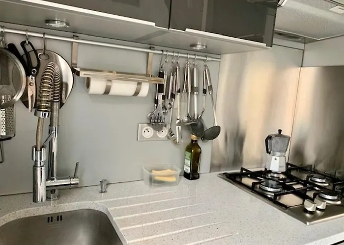 T3 Mitoyenne Climatisée Avec Piscine Et Parking, Cap D'agde - Fr-1-607-217 Casa vacanze Agde